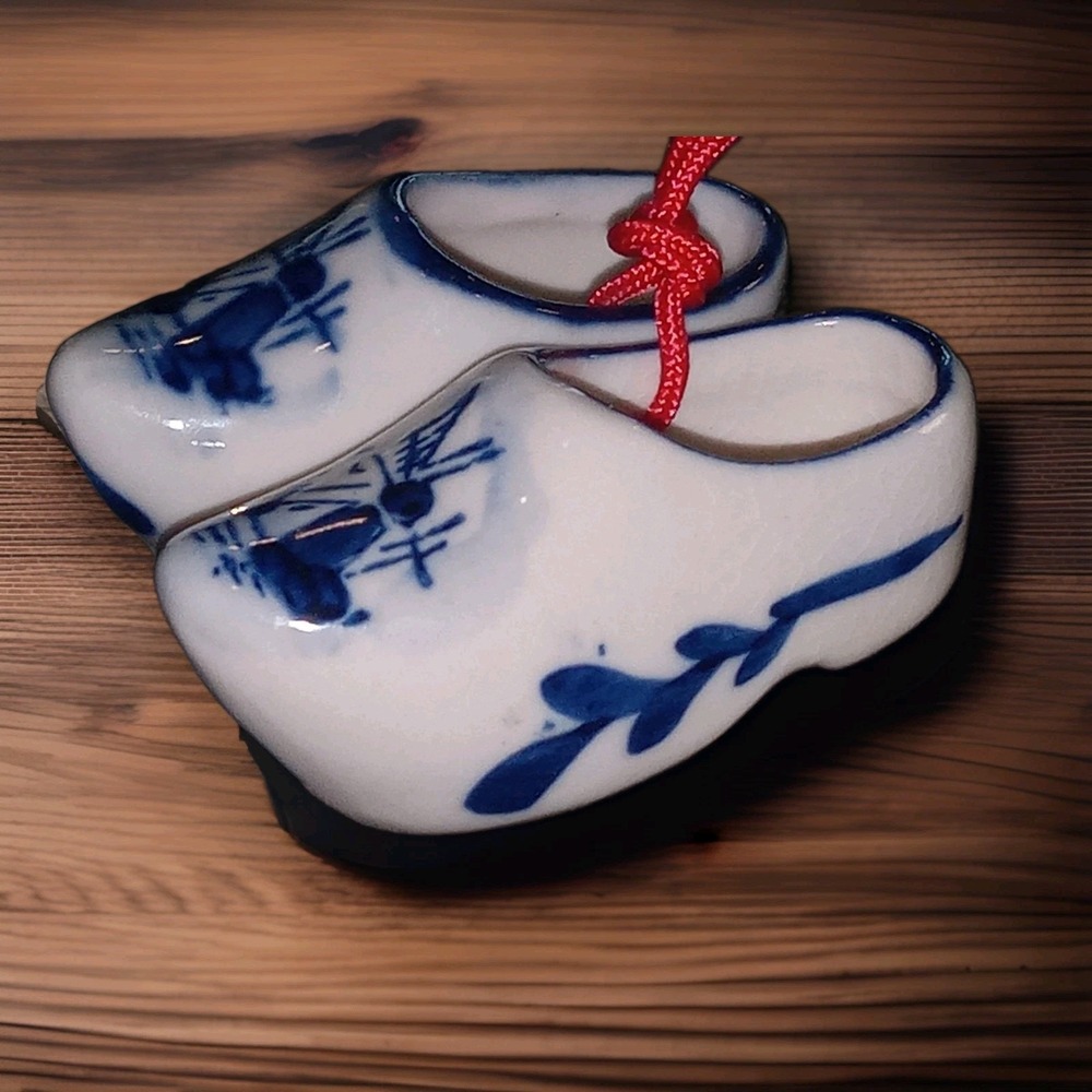Vtg Delft Blue Porcelain Clog Shoes Windmill Holland Dutch Hand Painted Ornament